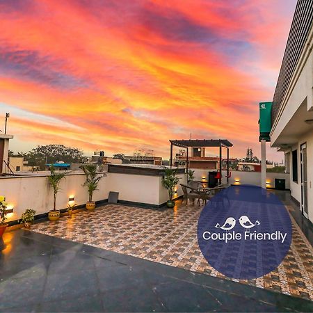 Fabhotel La Paz Stay B&B นิวเดลี ภายนอก รูปภาพ