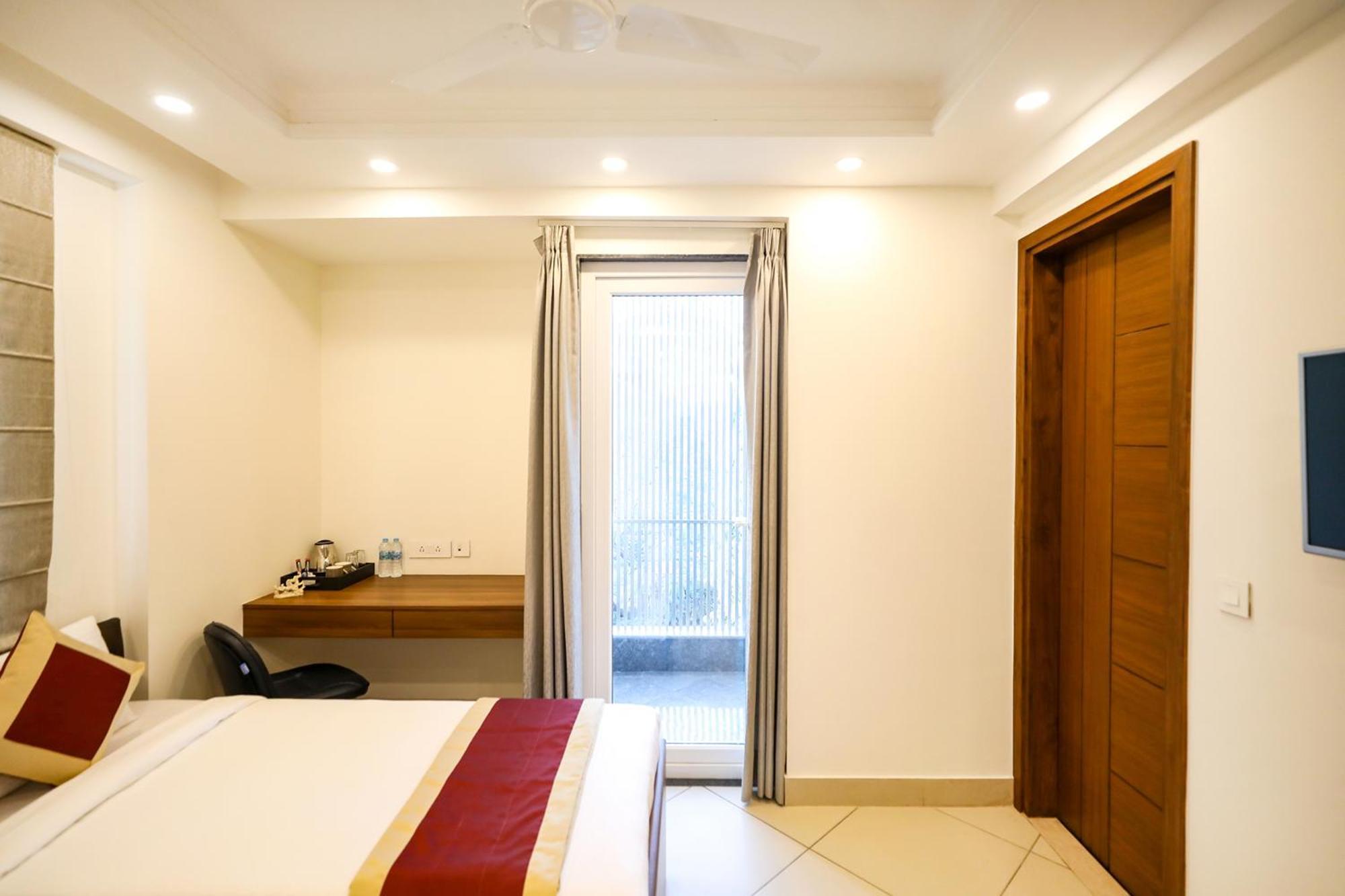Fabhotel La Paz Stay B&B นิวเดลี ภายนอก รูปภาพ