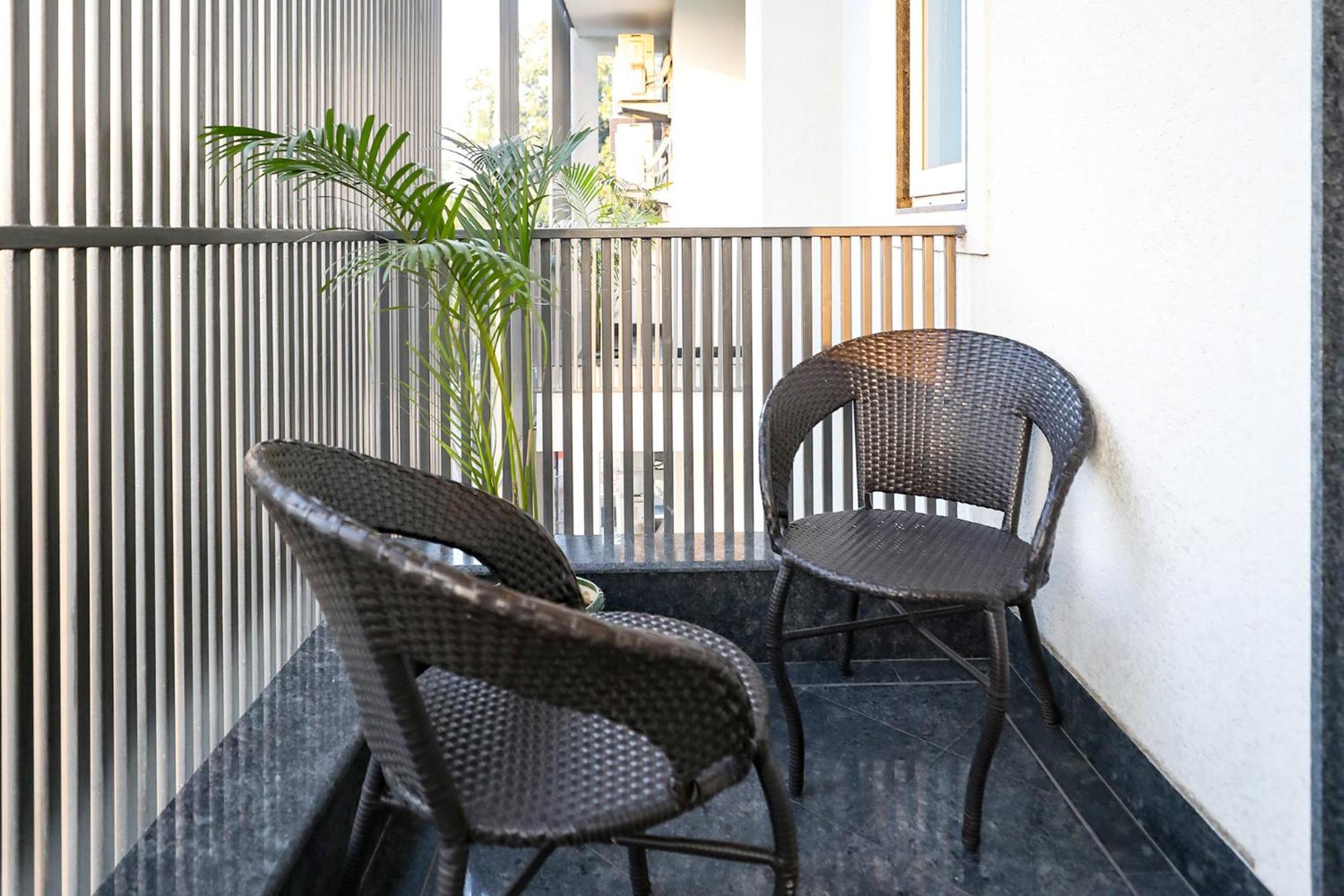 Fabhotel La Paz Stay B&B นิวเดลี ภายนอก รูปภาพ