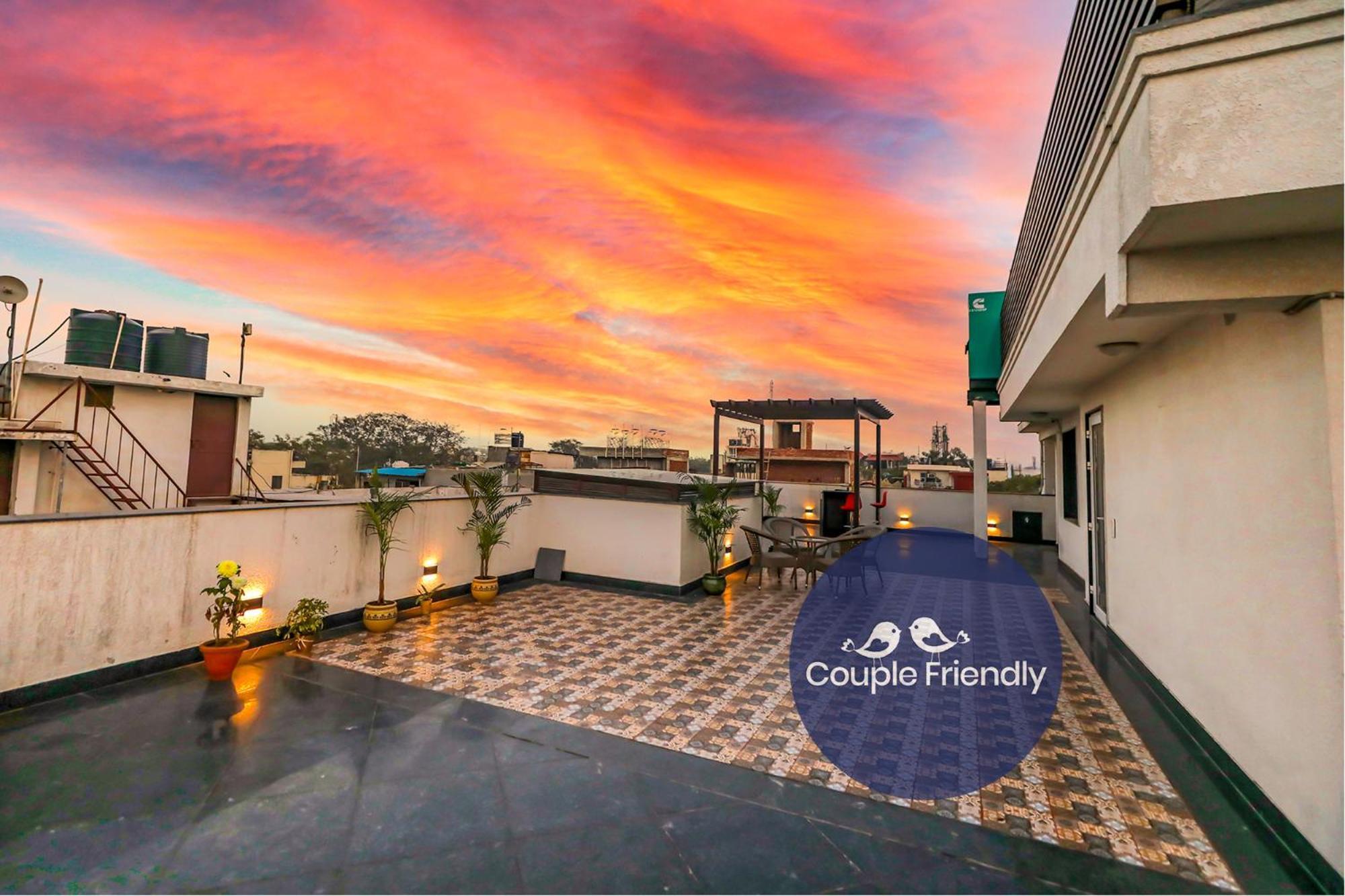 Fabhotel La Paz Stay B&B นิวเดลี ภายนอก รูปภาพ